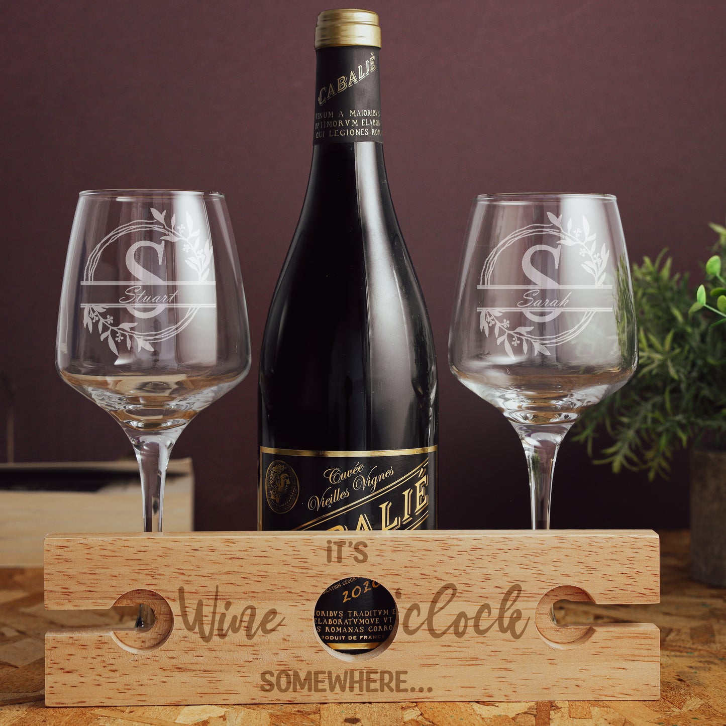 "Wine O'Clock" Engraved Wooden Wine Glass Butler Caddy – For 2/4 Glasses
- Always Looking Good -