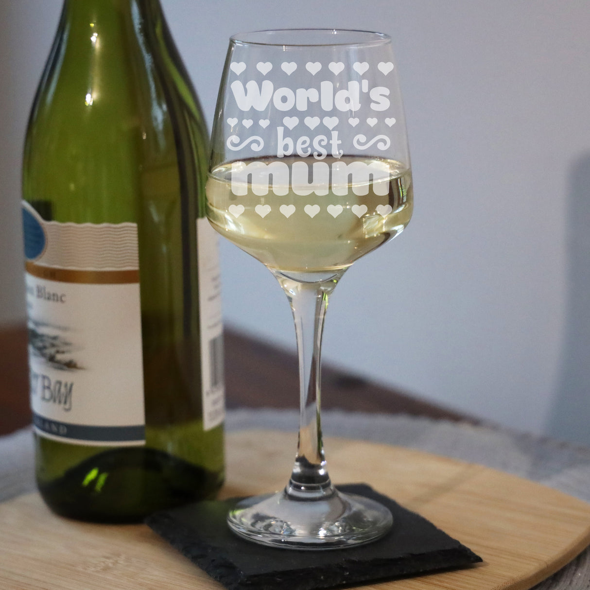 "World's Best Mum" Engraved Wine Glass Gift for Mum
